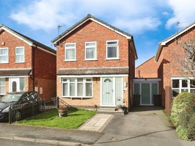 House for sale in Elmfield, Leicestershire