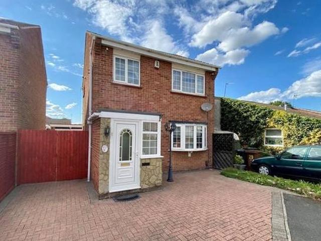 House for sale in Derbyshire Dales, East Midlands