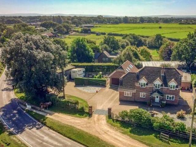 House for sale in Lymington, New Forest