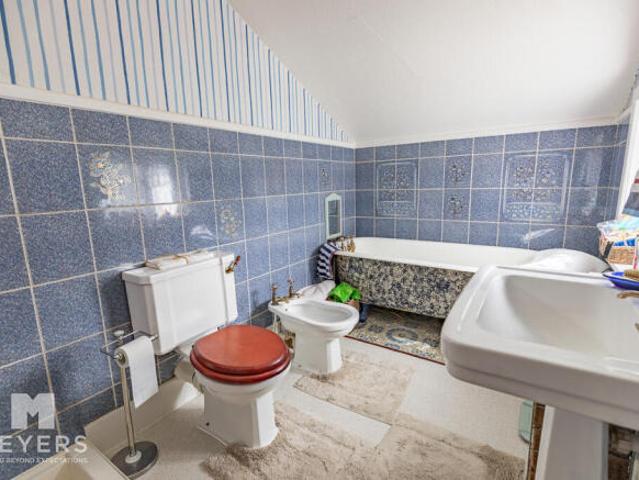 Farm for sale in Bournemouth, Bournemouth, Christchurch and Poole