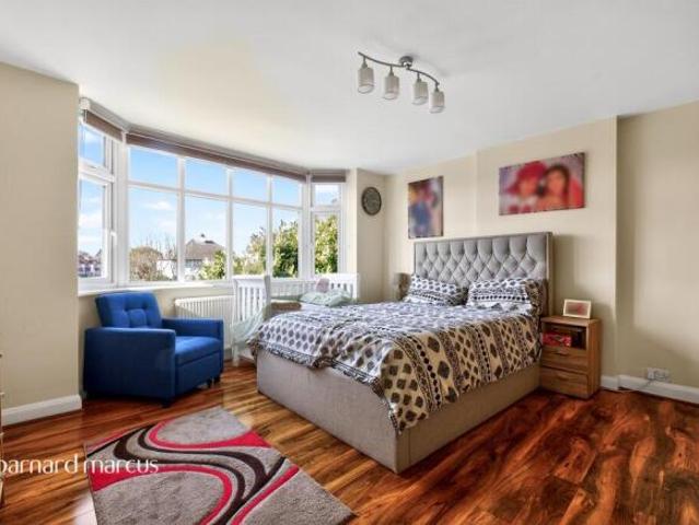 Farm for sale in New Malden, Greater London