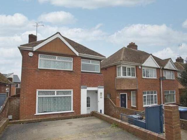 House for sale in Acol, Kent