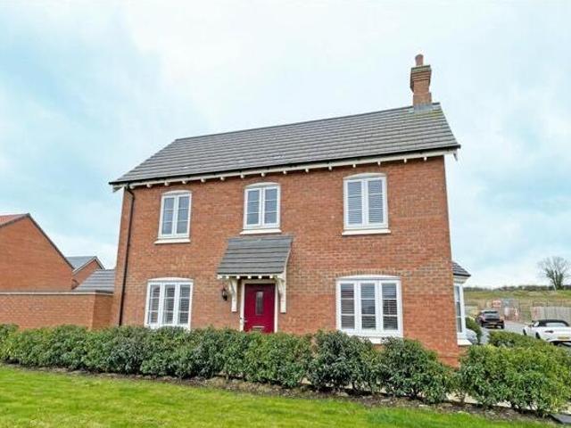 House for sale in Stanford On Avon, Leicestershire