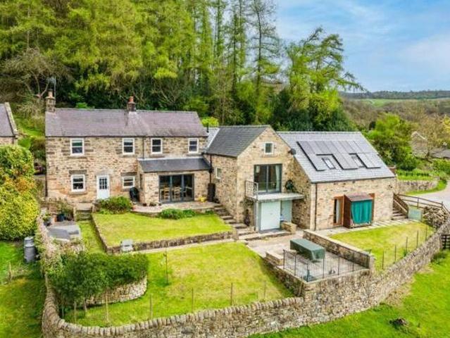 House for sale in Froggatt, East Midlands