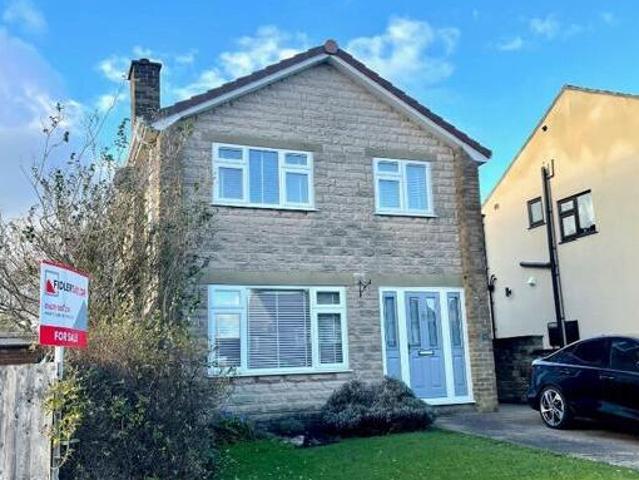 House for sale in Froggatt, East Midlands