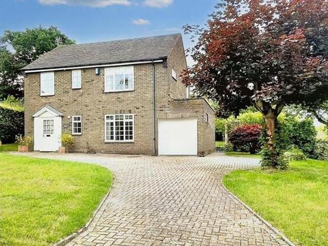 House for sale in Froggatt, East Midlands