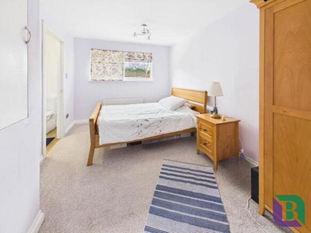 Farm for sale in Bletchley, Milton Keynes