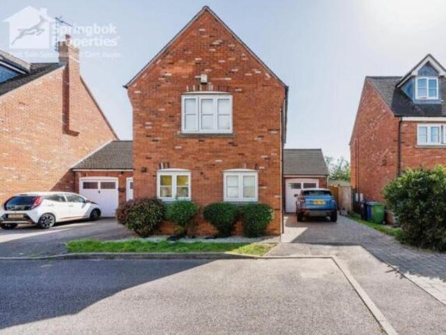 House for sale in Lyons, Greater London