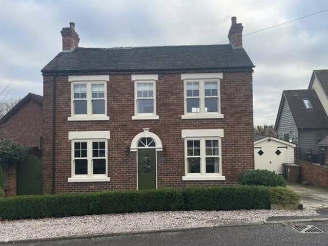 House for rent in Froggatt, East Midlands