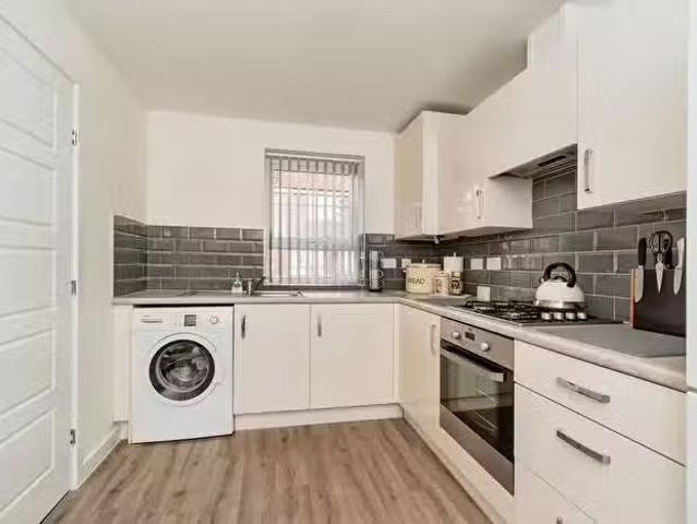 House for sale in Wentbridge