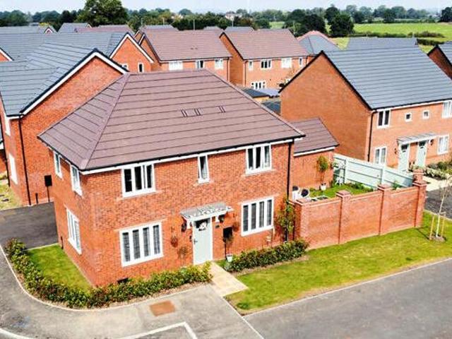House for sale in City of London, Greater London