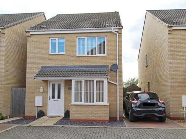 House for sale in Hampton Green, Cambridgeshire