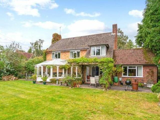 House for sale in Wash Common, Enborne