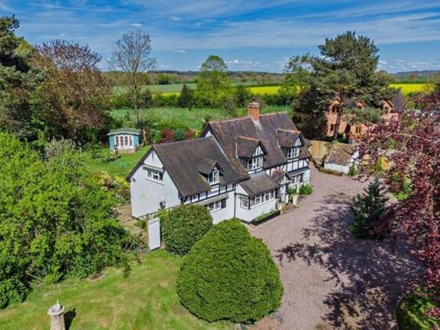 House for sale in Newport