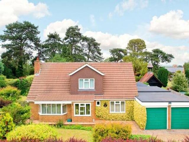 House for sale in Northampton, Northamptonshire