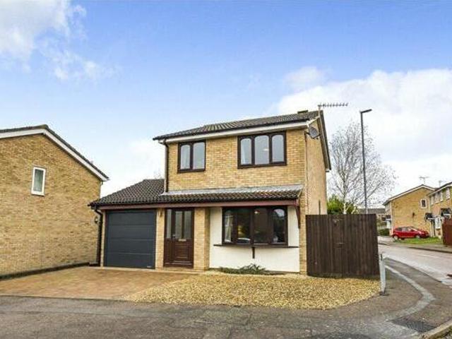 House for sale in Northampton, Northamptonshire