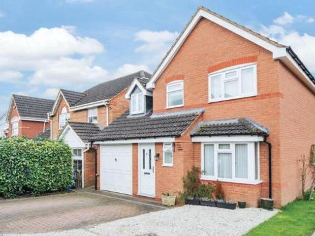 House for sale in Brackley, West Northamptonshire
