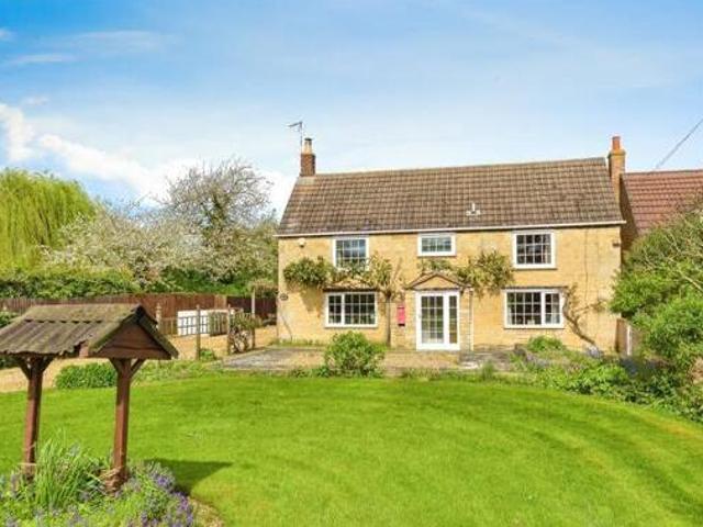 House for sale in Peterborough, Cambridgeshire and Peterborough