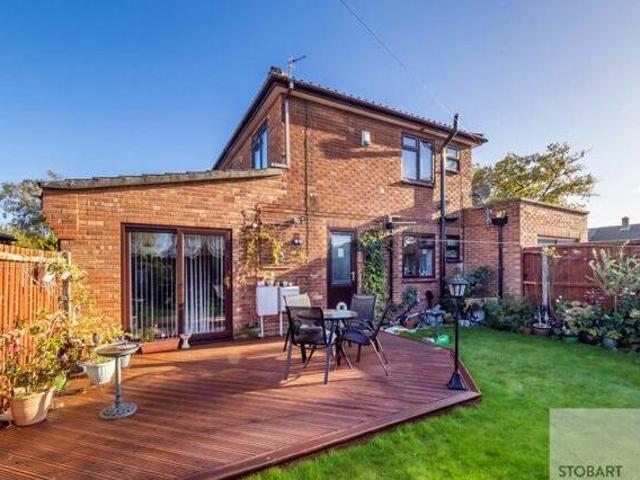 House for sale in Heartsease, East Bank