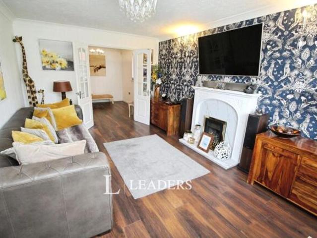 Farm for sale in Bletchley, Buckinghamshire