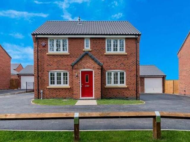 House for sale in Camp Hill, Warwickshire