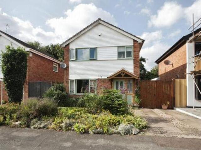 House for sale in Nuneaton, Nuneaton and Bedworth