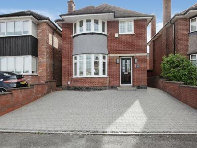 House for sale in Chilvers Coton, Camp Hill