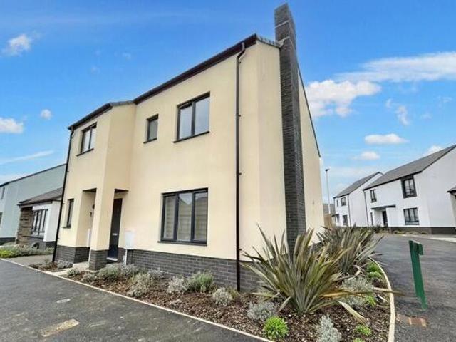 House for sale in Weir Quay, Devon