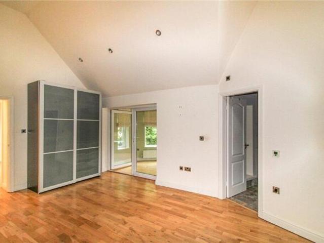 Farm for sale in Lawnswood, Leeds