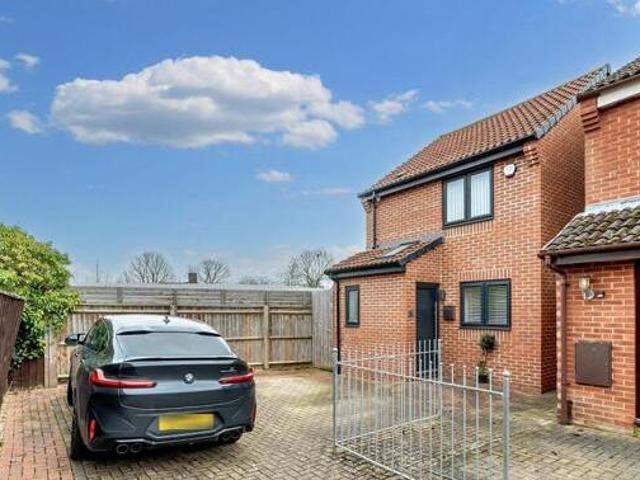 House for sale in The Slade, Oxfordshire