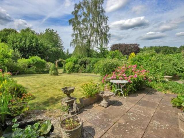 Property for sale in Sevenoaks, The Butts
