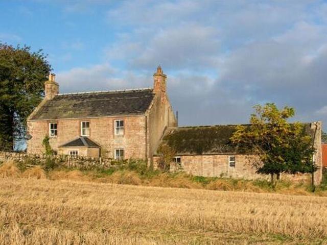 House for sale in Pathhead, Scotland