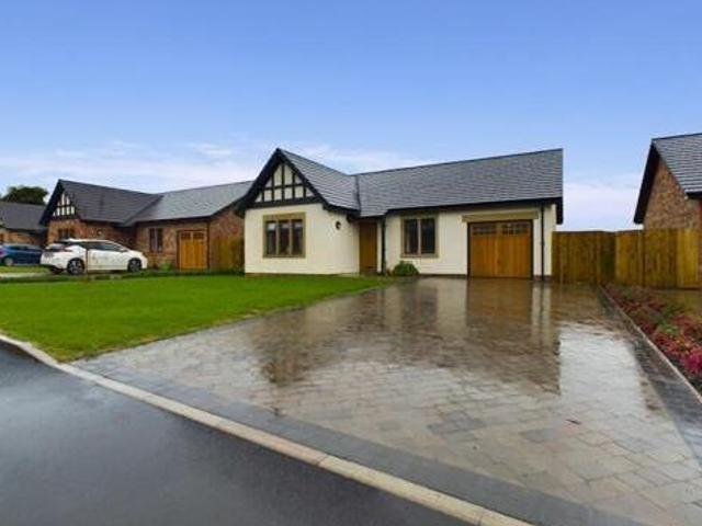 House for sale in Fell Lane