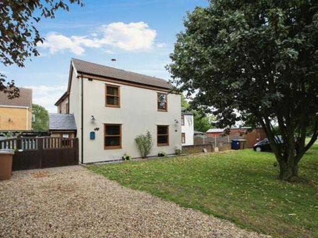 House for sale in Hampton Green, Cambridgeshire