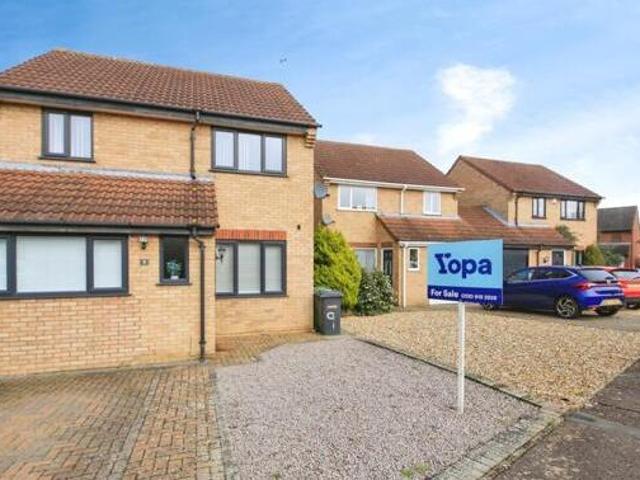 House for sale in Hampton Green, Cambridgeshire
