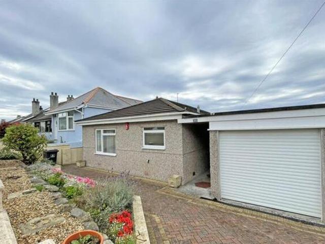 House for sale in Follaton, Strode