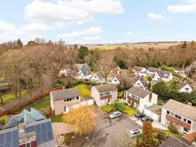 House for sale in Linlithgow Bridge
