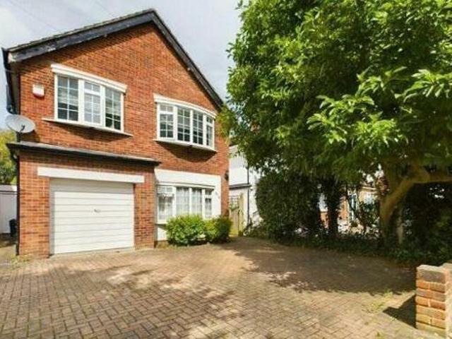 House for sale in Pinner, Greater London