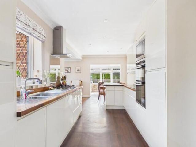 Farm for sale in Bledlow Ridge, Buckinghamshire