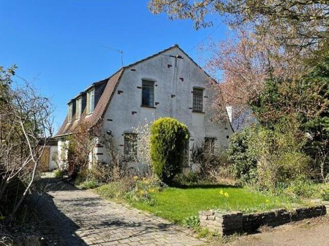 House for sale in Potters Bar, Hertsmere