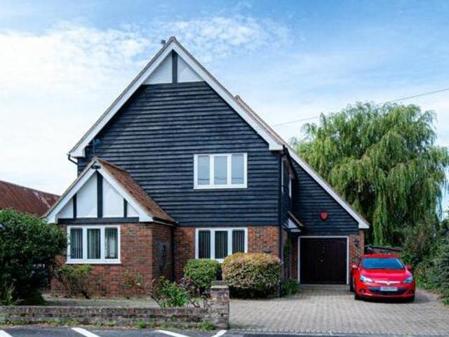 House for sale in Higher Bartle, Lancashire