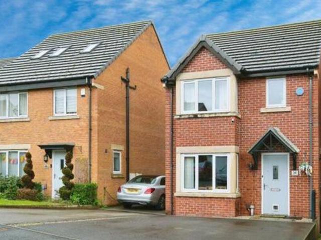 House for sale in Pudsey, West Yorkshire