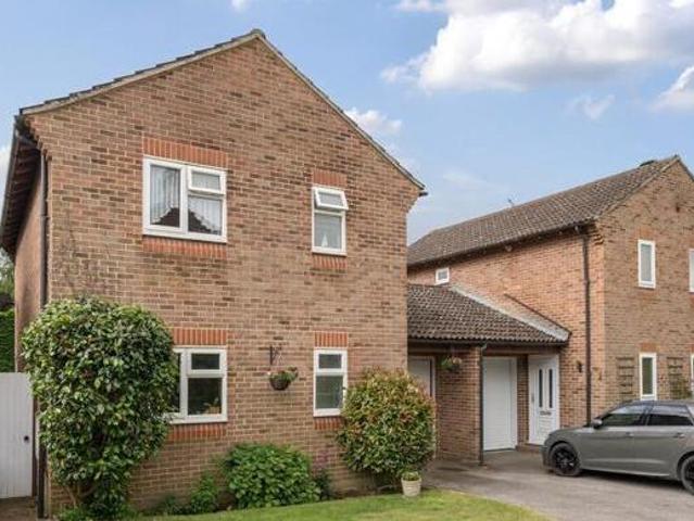 House for sale in Marehill, Horsham