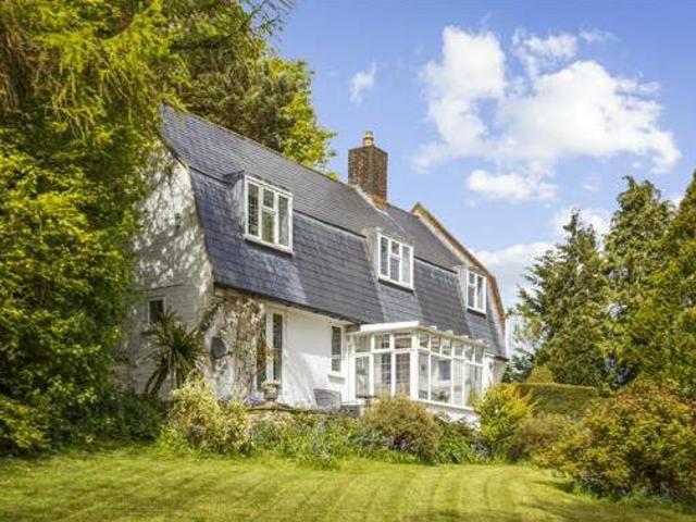 House for sale in Horsham, West Sussex