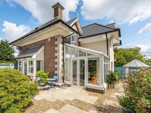 House for sale in Marehill, Horsham