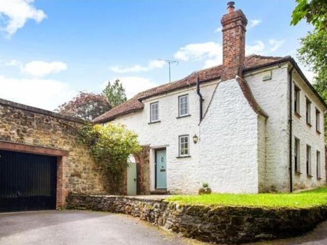 House for sale in Horsham, West Sussex