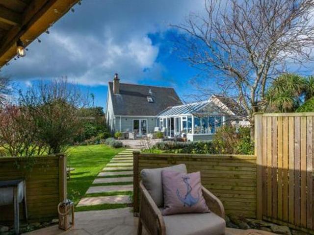House for sale in Pwllheli, Wales