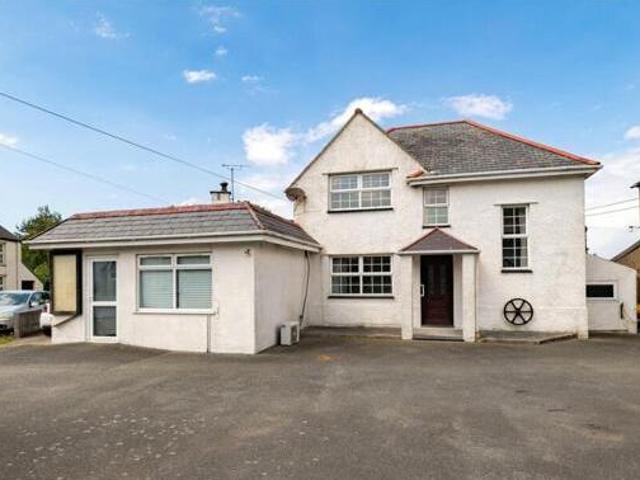 House for sale in Pwllheli, Wales