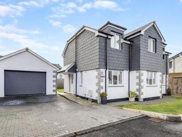 House for sale in Redruth, Cornwall