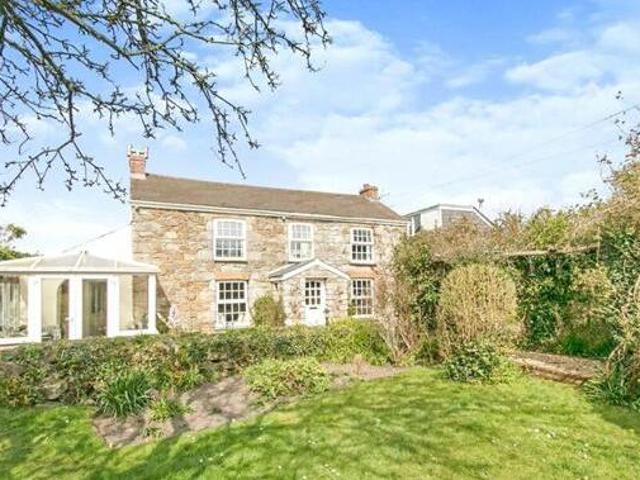 House for sale in Mount Ambrose, Cornwall